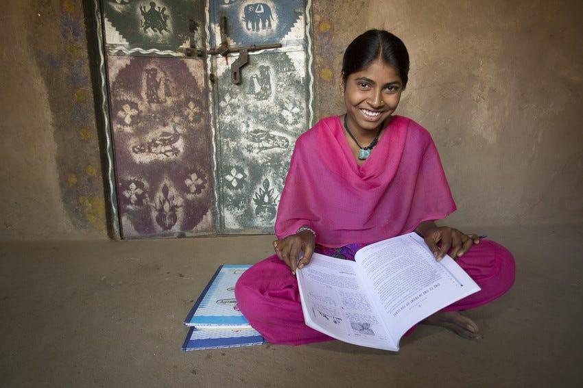 👧 शिक्षा से बदला भविष्य